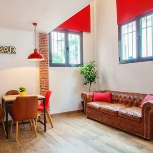 Simplyhosted El Teatro Spain