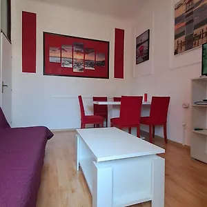 Red Blue With Private Parking And Gray Blue Croatia