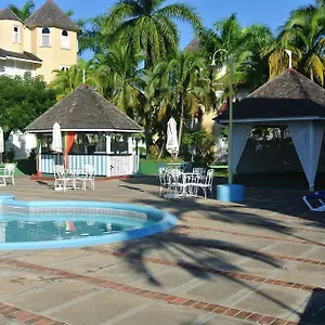 18 Jamaica